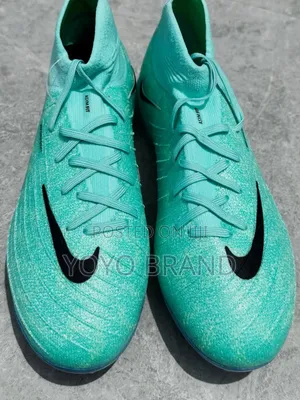 Nike Graphnit Boots Foot Ball Shoes