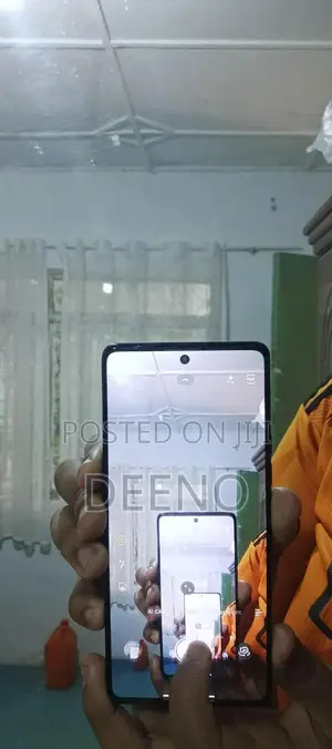 Photo - Tecno Camon 30 256 GB Black