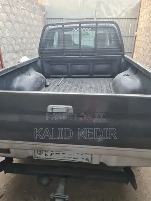 Toyota Hilux 2.5 Cab 2005 Burgundy