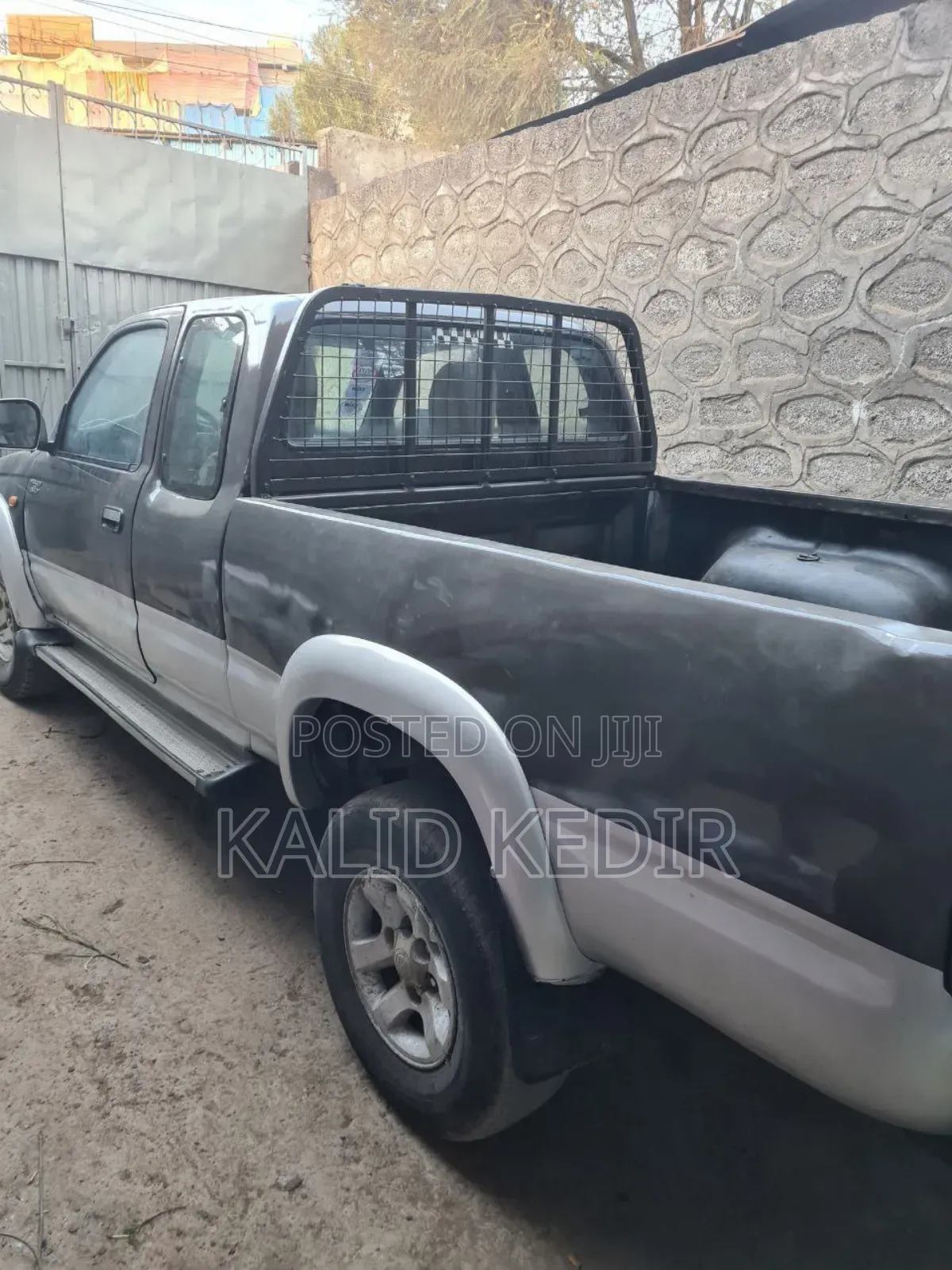 Toyota Hilux 2.5 Cab 2005 Burgundy