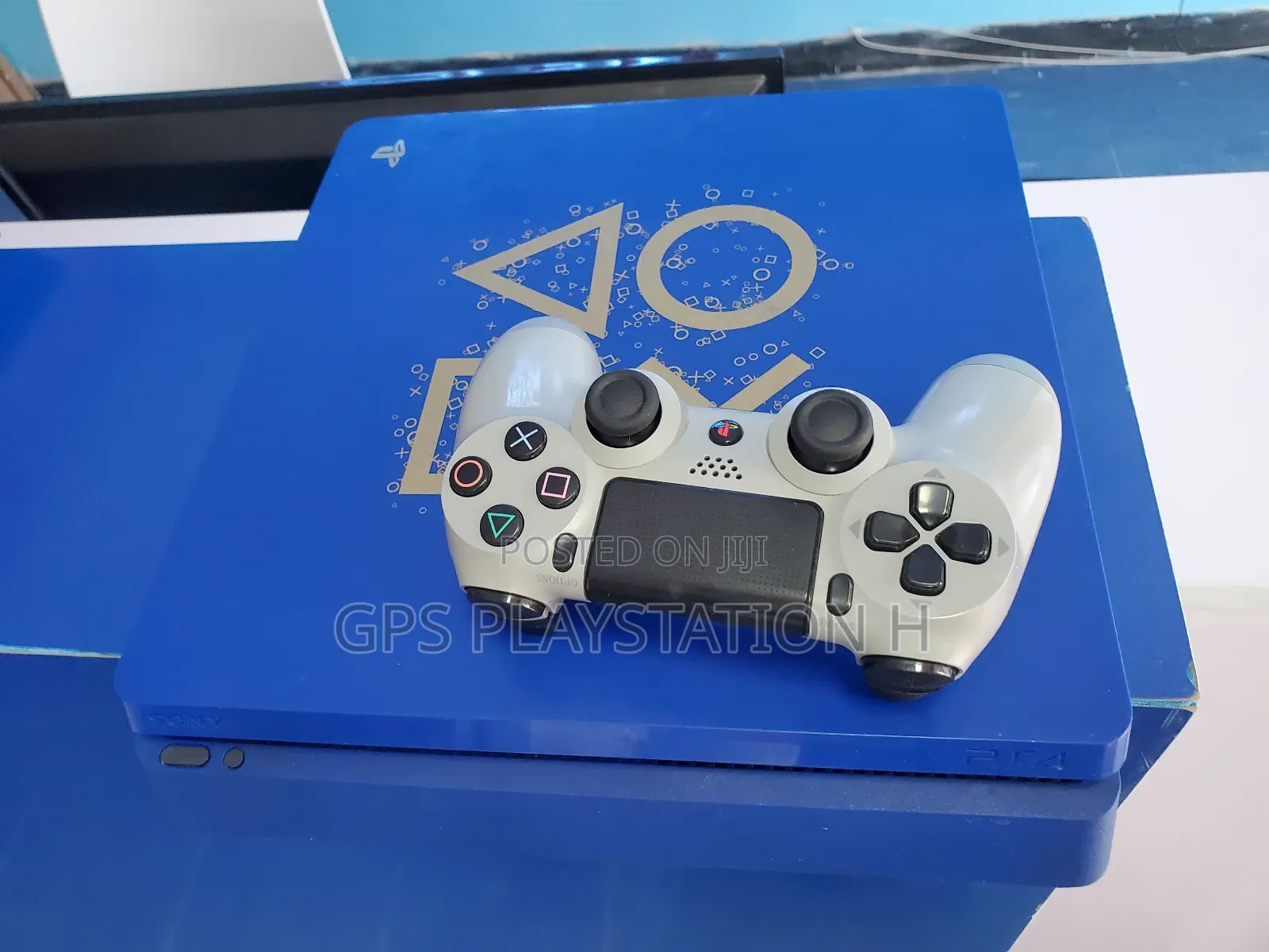 Playstation 4 Jealbreak With One Original Joystick