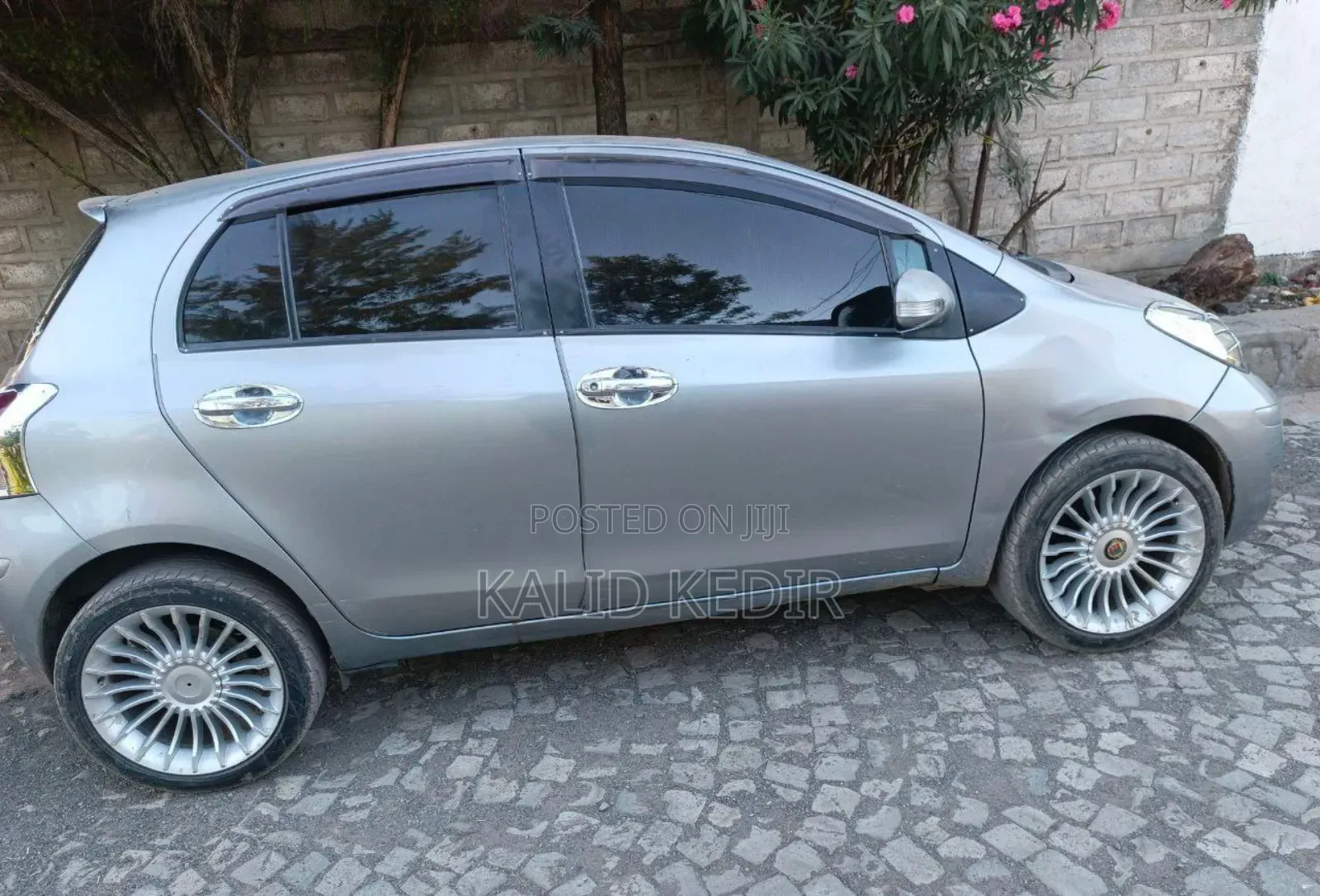 Toyota Yaris 2010 Silver