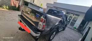 Toyota Hilux 2014 Black