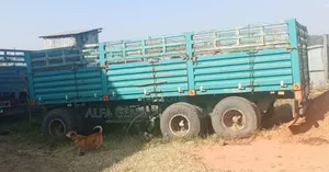 2000: ሞዴል መስፍን ተሳቢ •07 ሽ ታርጋ •