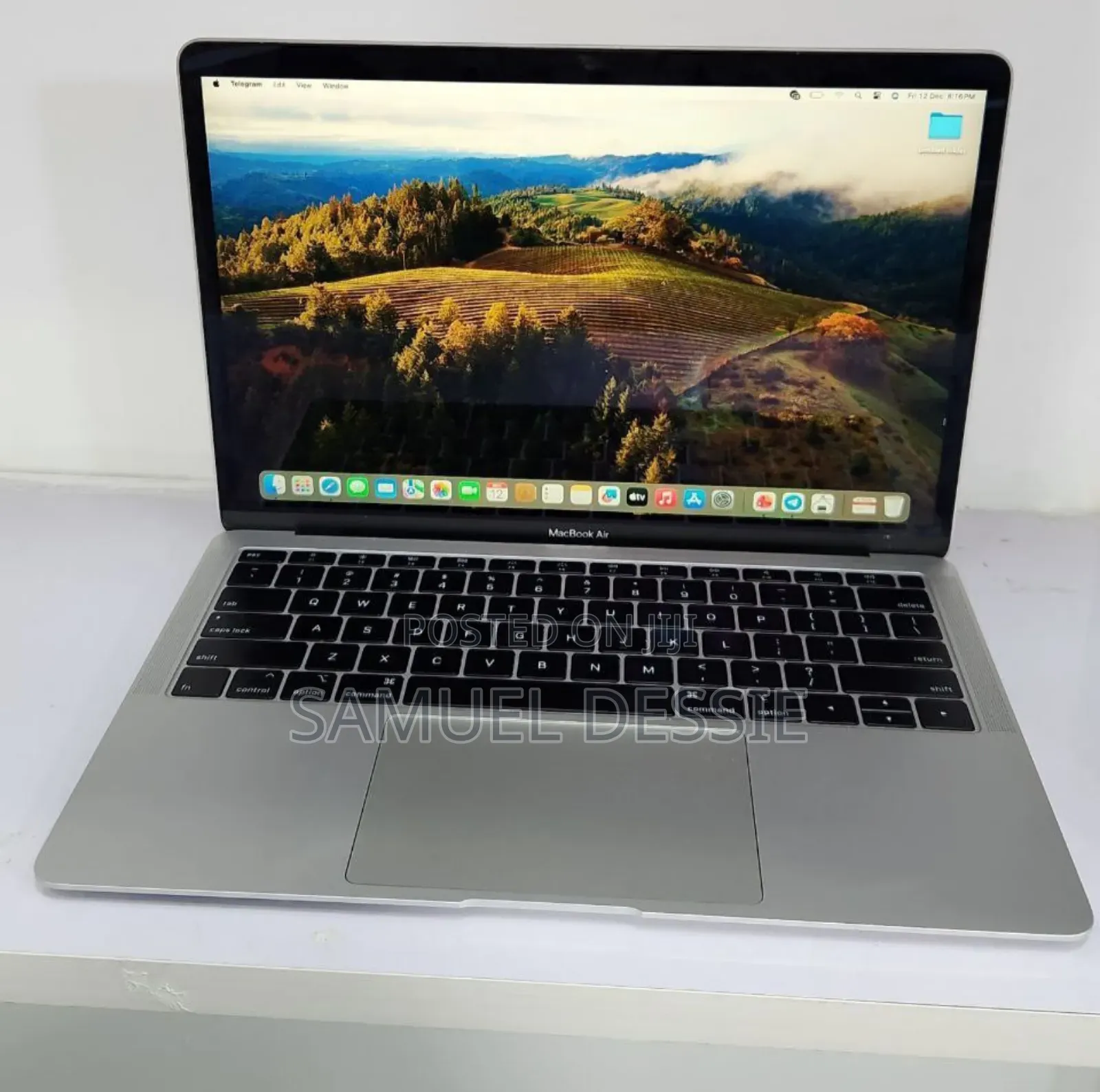 New Laptop Apple MacBook Air 2019 8GB Intel Core I5 SSD 256GB