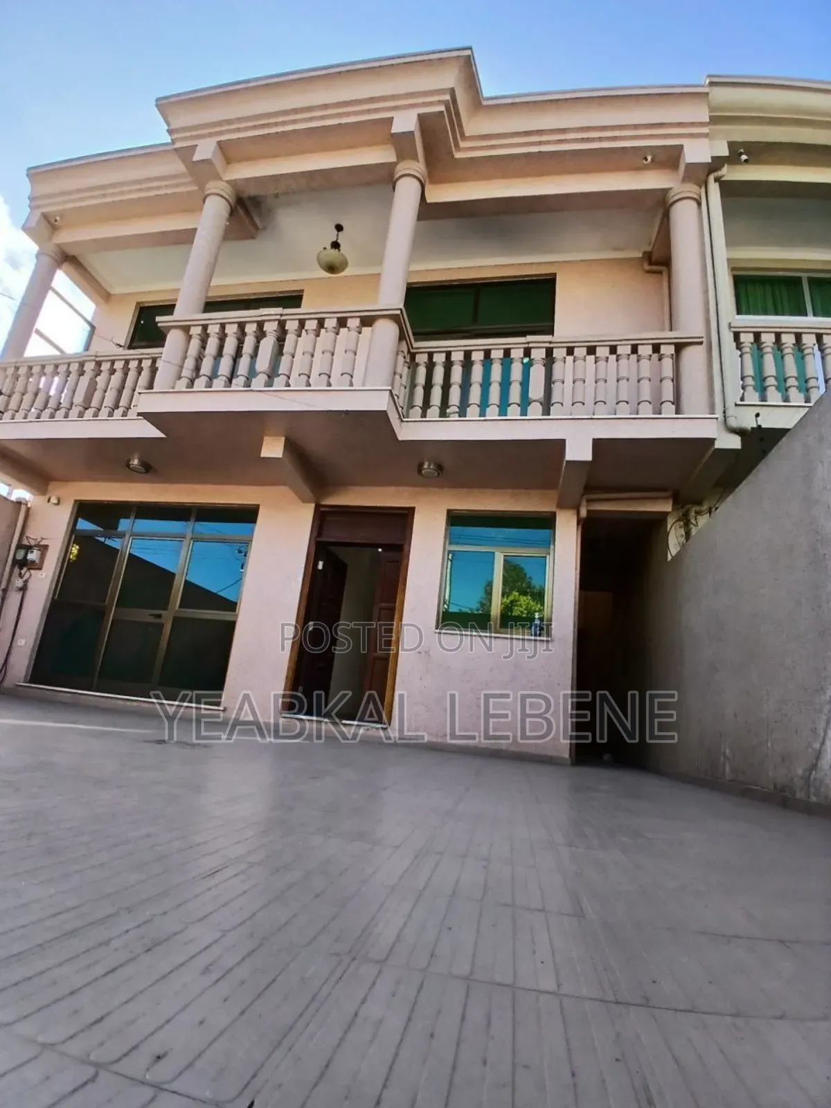 6bdrm House in Bole for sale