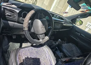 Toyota Hilux 2020 Gray