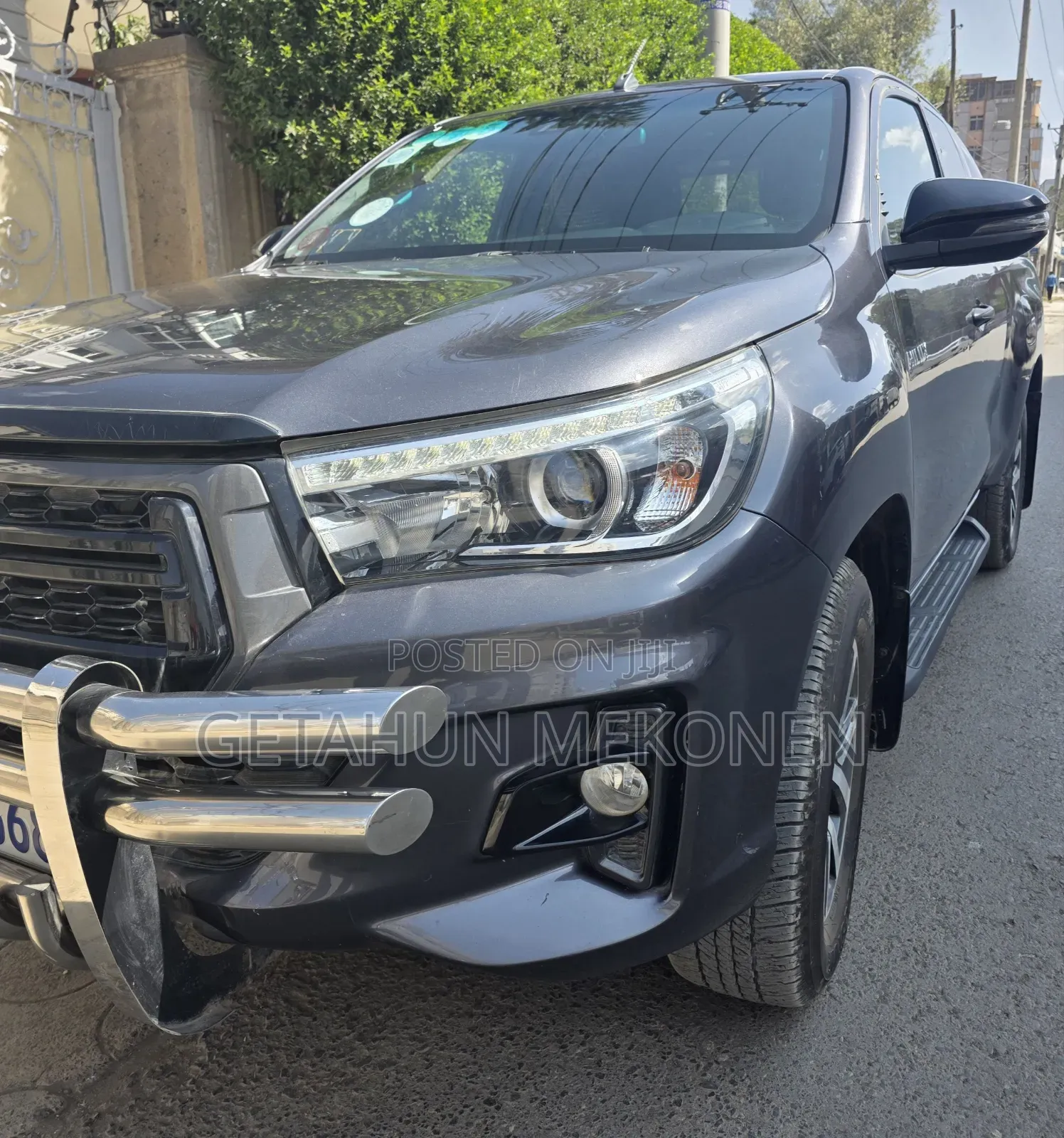 Toyota Hilux 2020 Gray