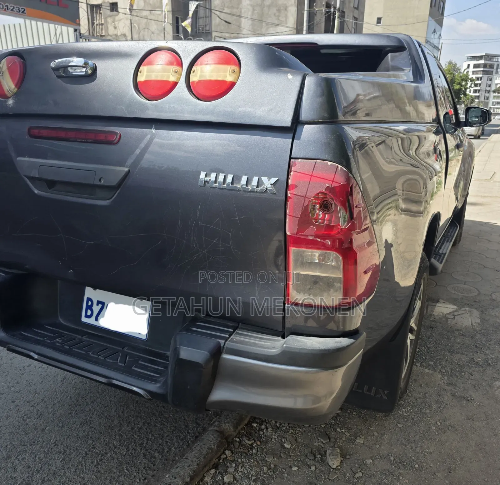 Toyota Hilux 2020 Gray