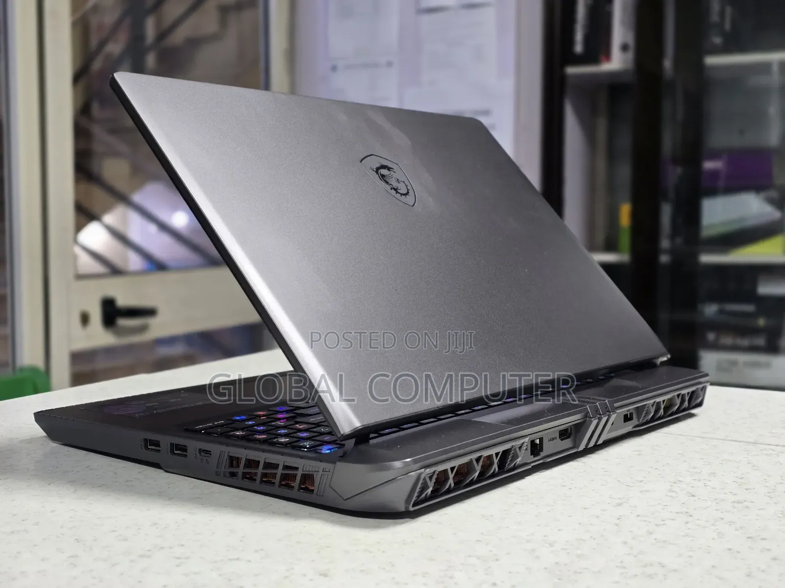 New Laptop MSI Vector 16 HX AI A2XWIG 32GB Intel Core I9 SSD 512GB