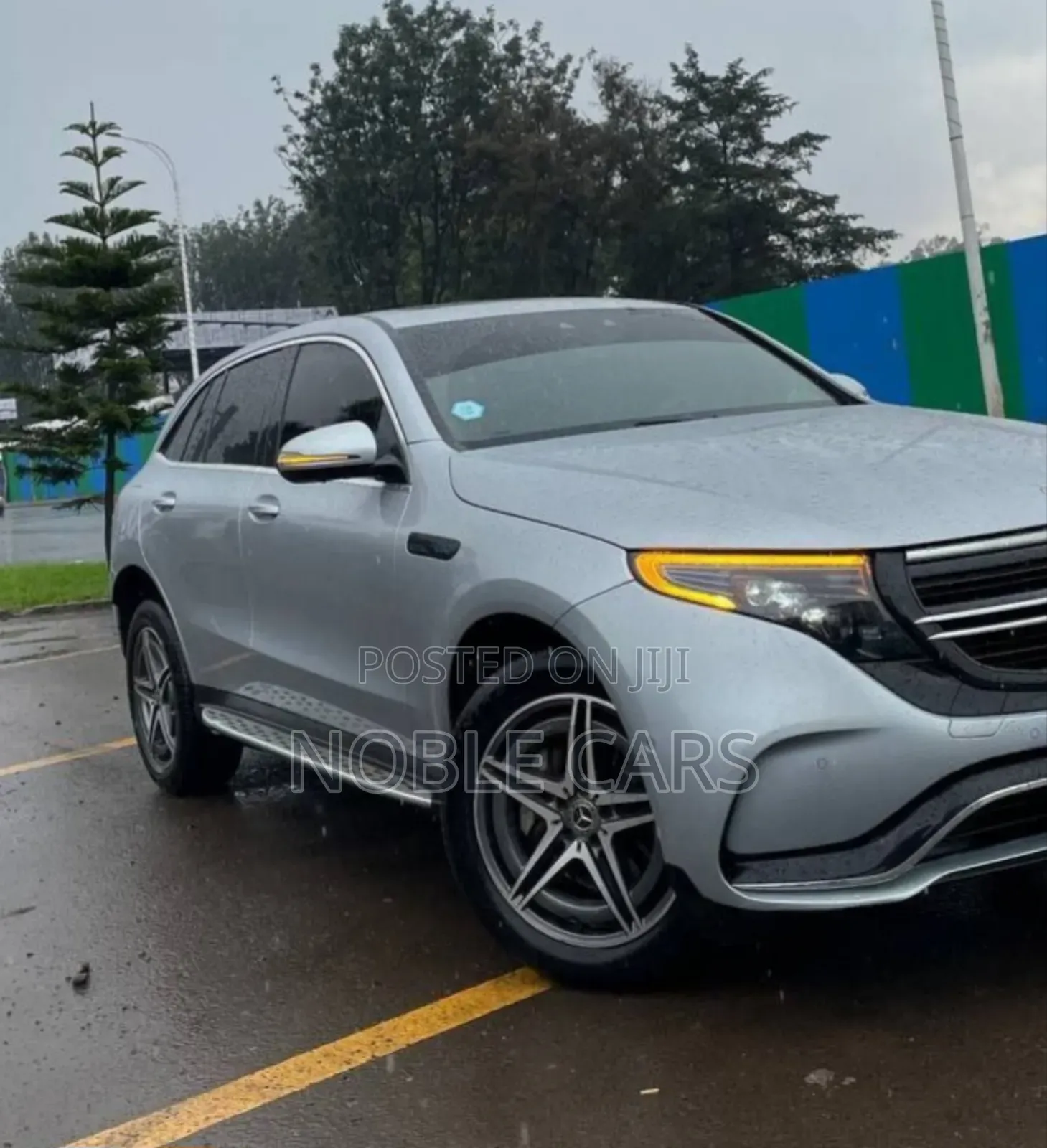 Mercedes-Benz EQC EQC400 4MATIC 2022 Silver