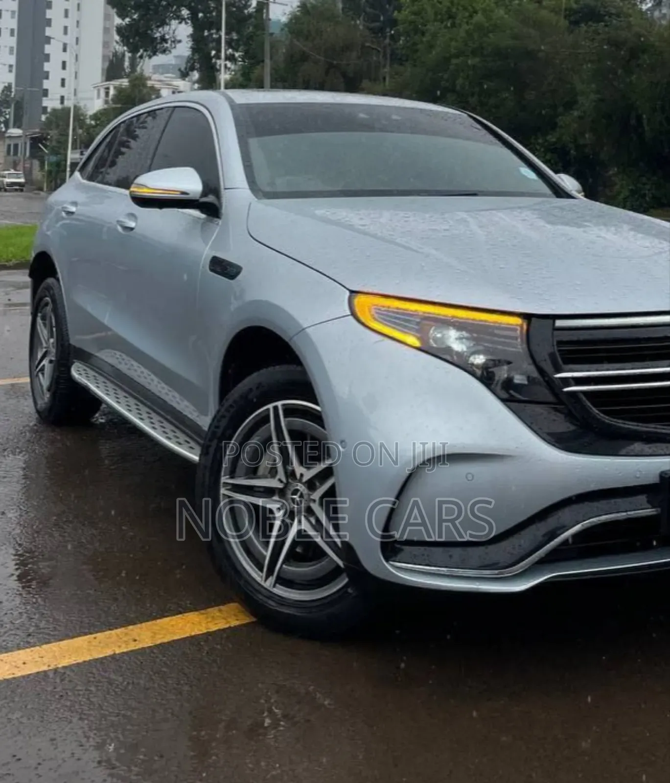 Mercedes-Benz EQC EQC400 4MATIC 2022 Silver