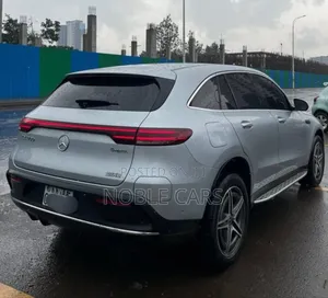 Mercedes-Benz EQC EQC400 4MATIC 2022 Silver