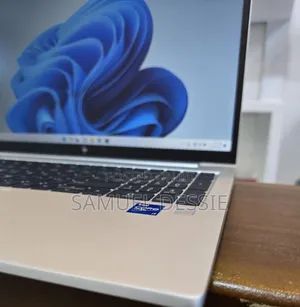 New Laptop HP EliteBook 850 G8 16GB Intel Core I7 SSD 512GB