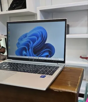 New Laptop HP EliteBook 850 G8 16GB Intel Core I7 SSD 512GB