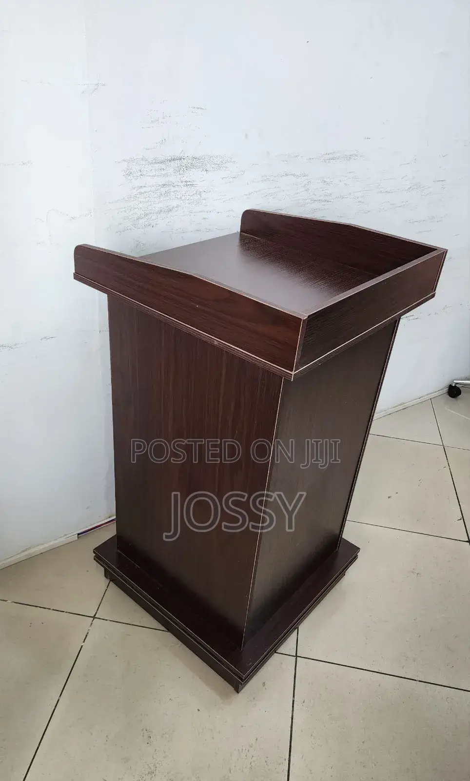 Desk Tabels