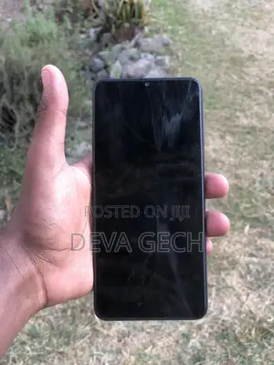 Photo - New Samsung Galaxy A12 32 GB Black