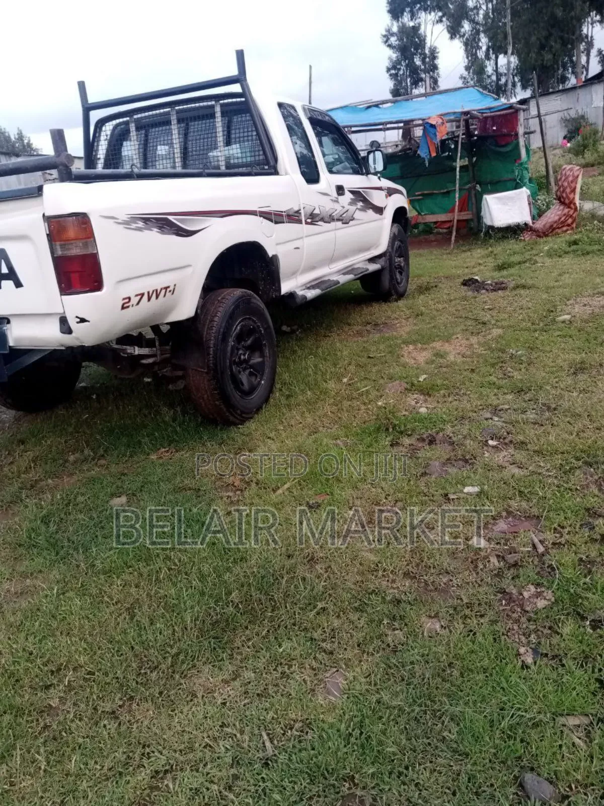 Toyota Hilux 1992 White