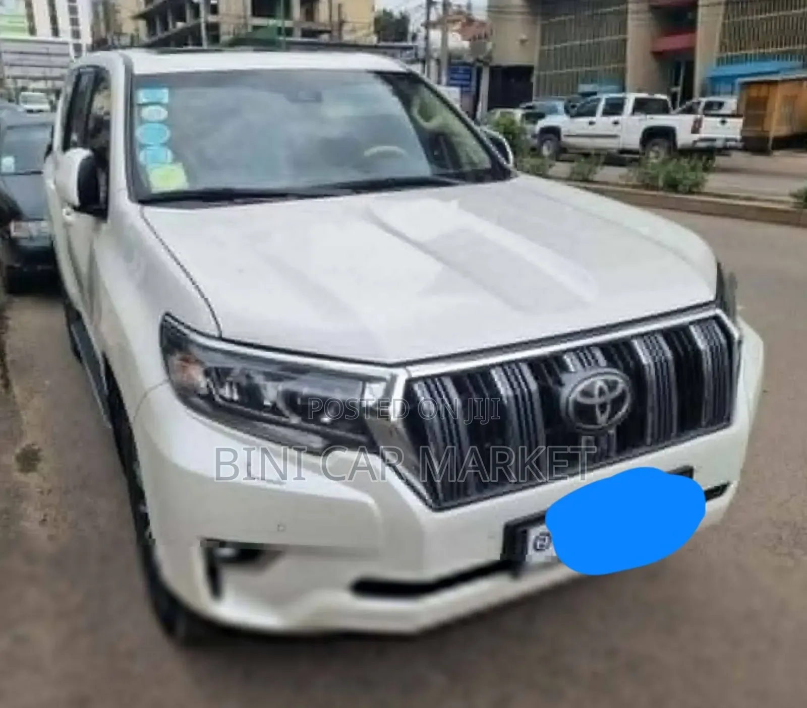 Toyota Land Cruiser Prado 2022 White