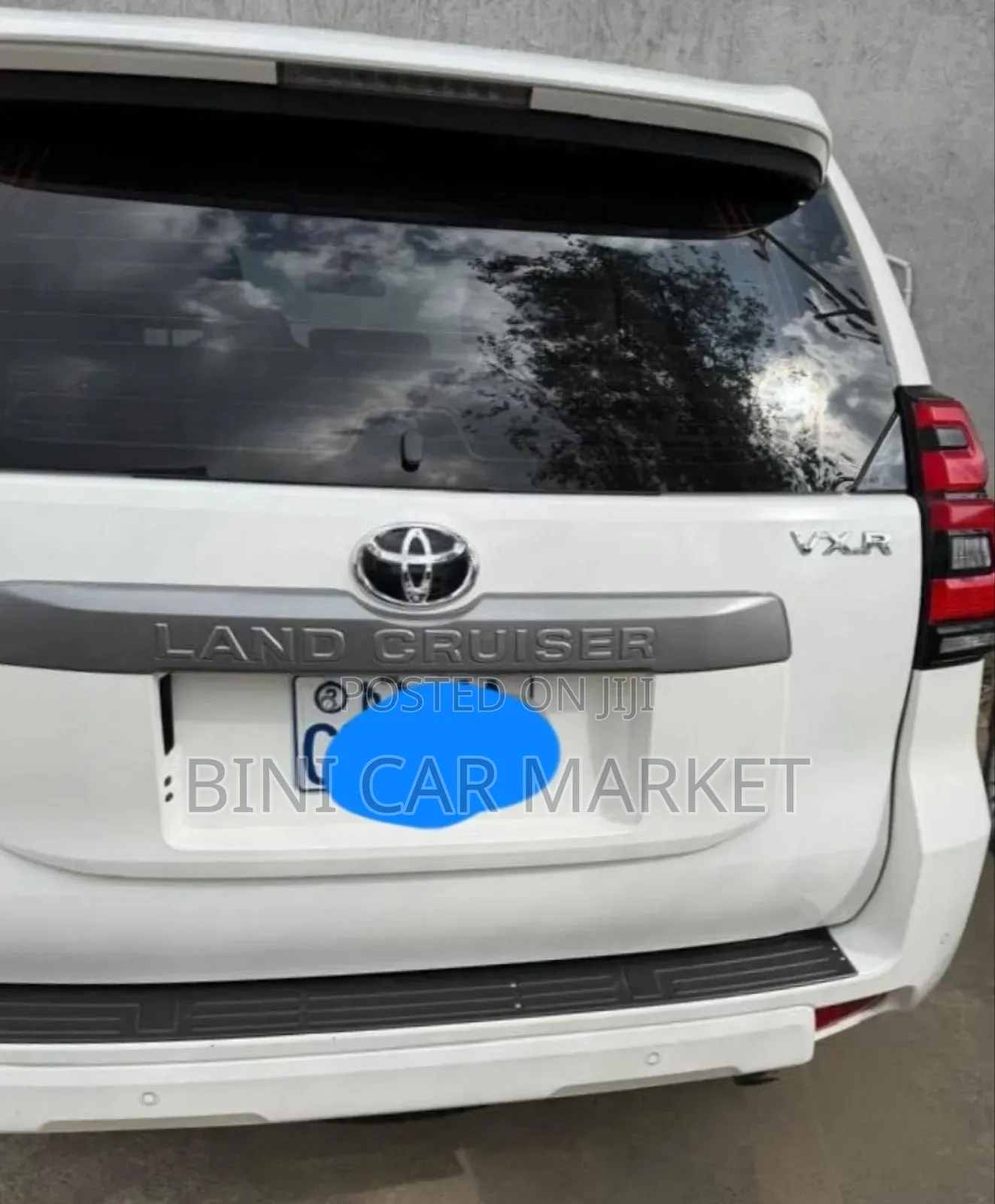 Toyota Land Cruiser Prado 2022 White
