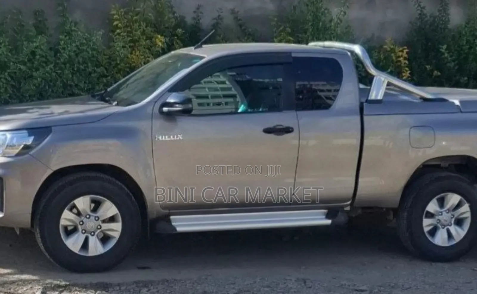 Toyota Hilux 2020 Silver