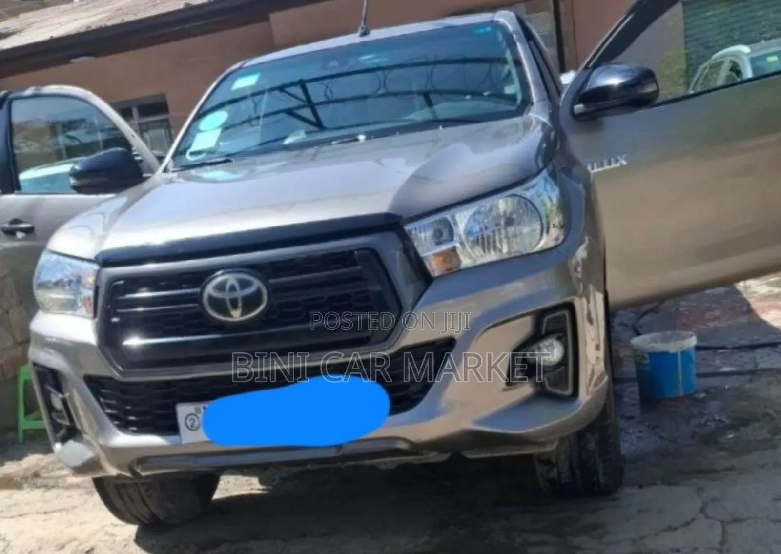 Toyota Hilux 2020 Silver
