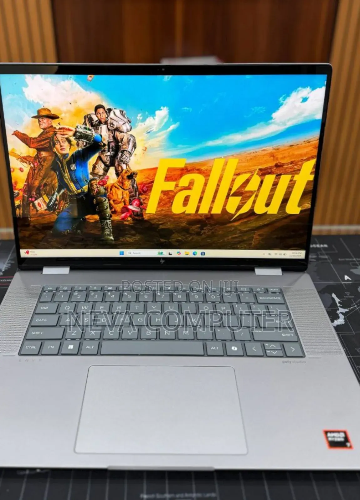 New Laptop HP Envy X360 16GB AMD Ryzen 7 SSD 512GB