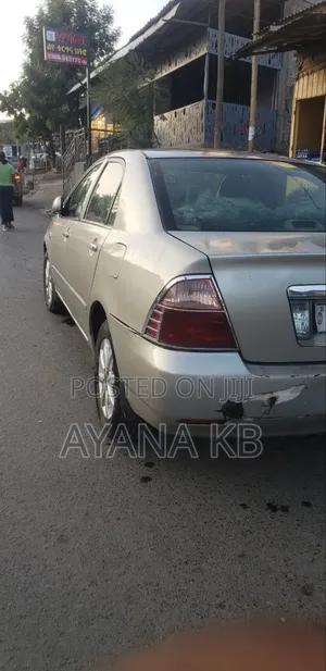 Toyota Corolla 2005 Gold