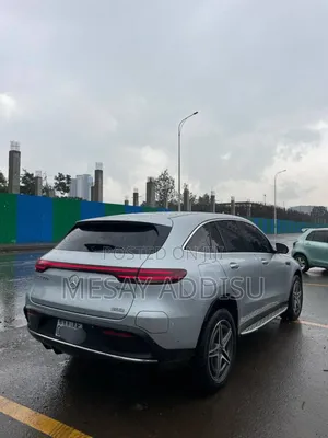 Mercedes-Benz EQC EQC400 4MATIC 2022 Silver