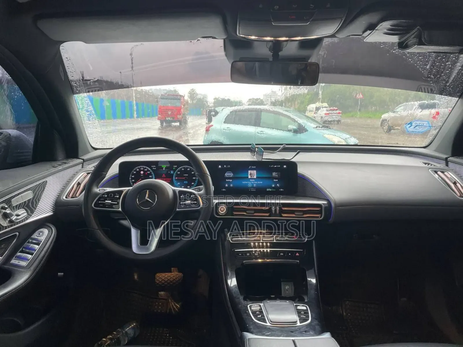 Mercedes-Benz EQC EQC400 4MATIC 2022 Silver