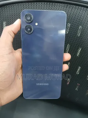 Photo - Samsung Galaxy A32 128 GB Black