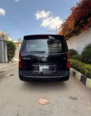 Hyundai Starex 2021 Blue