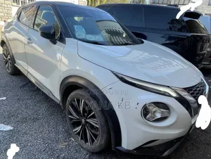 Nissan Juke 2022 White