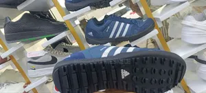 Original Fashionable Shoes በተመጣጣኚ ዋጋ 5,490 Birr