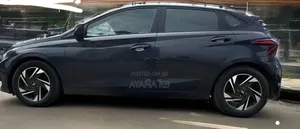 Photo - Hyundai i20 2021 Black