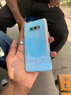 Photo - Samsung Galaxy S10e 128 GB