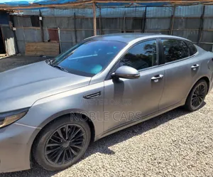 Kia K5 2016 Gray