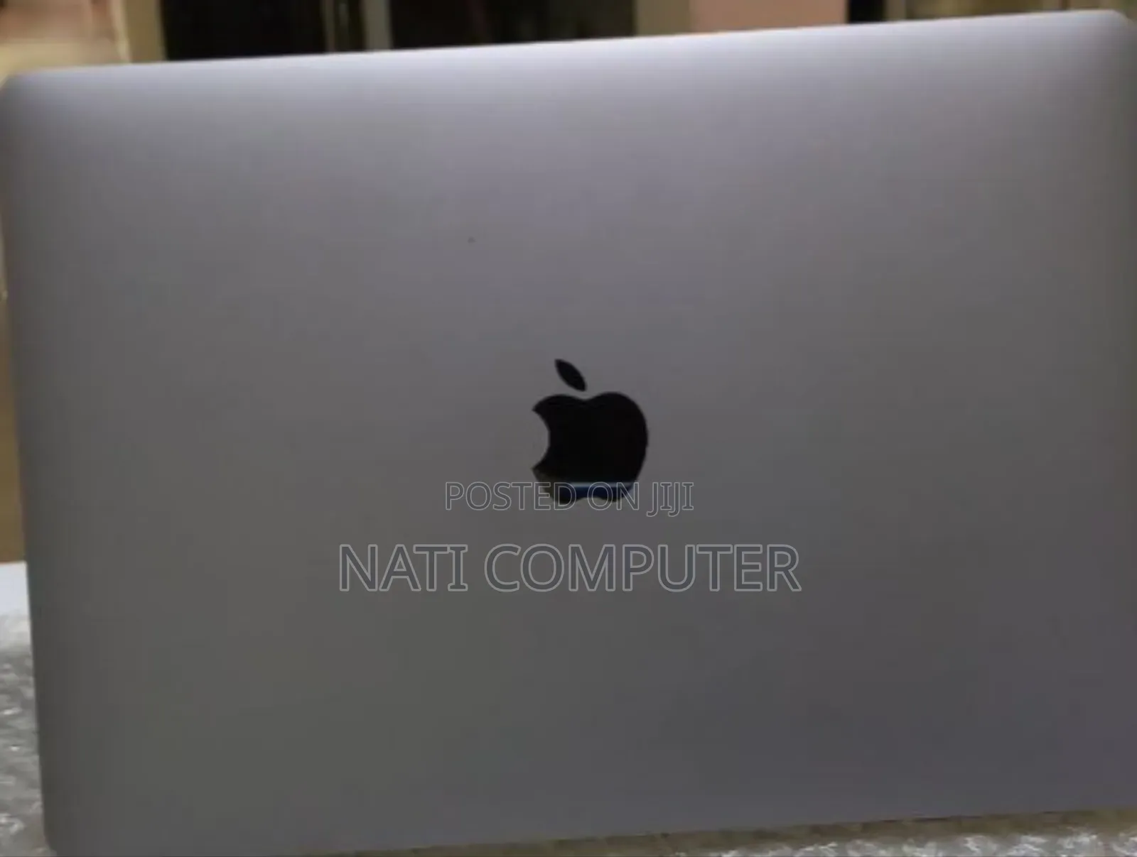 New Laptop Apple MacBook Pro M1 8GB Apple M1 Pro SSD 256GB