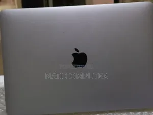 Photo - New Laptop Apple MacBook Pro M1 8GB Apple M1 Pro SSD 256GB