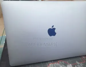 New Laptop Apple MacBook Pro 2022 M2 8GB Apple M2 SSD 256GB