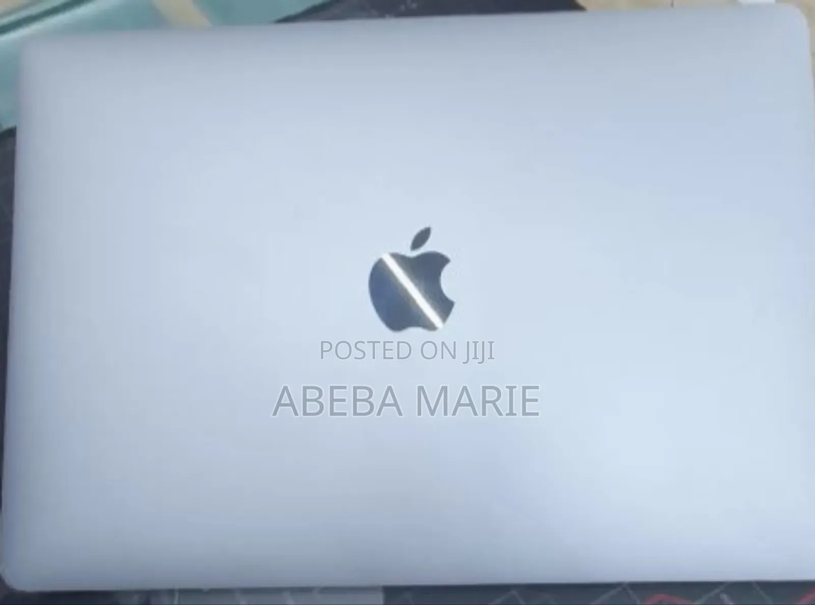 New Laptop Apple MacBook Pro 2022 M2 8GB Apple M2 SSD 256GB