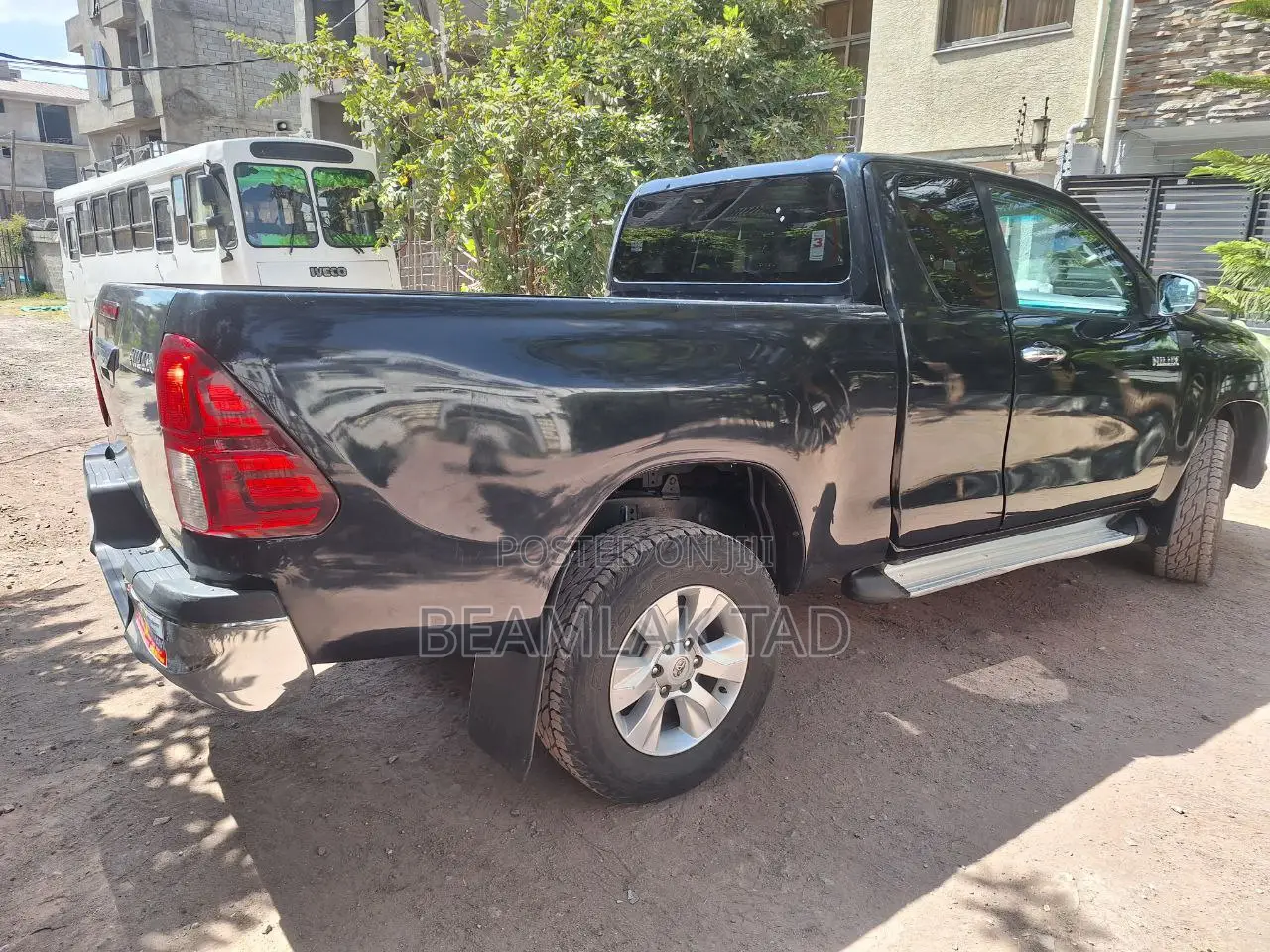 Toyota Hilux Revo Double Cab Deisel 2.8 AWD 2016 Black