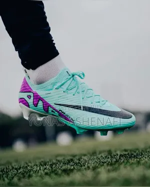 Photo - Nike Zoom Mercurial Vapor 15 Elite Fg in the Hyper Turq/Fuchsia Dream