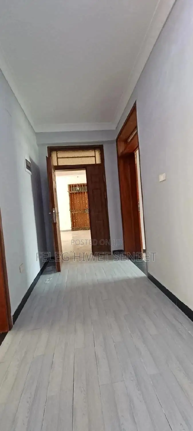 2bdrm Apartment in አአ, Bole for sale