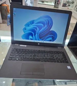 New Laptop HP Stream Notebook 8GB Intel Core I5 HDD 1T