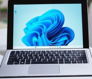 New Laptop HP X2 8GB Intel Core 7 SSD 256GB