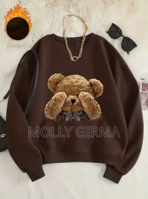 Photo - Sweatshirt and Hoodie