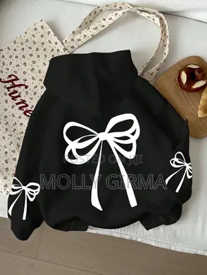 Sweatshirt and Hoodie