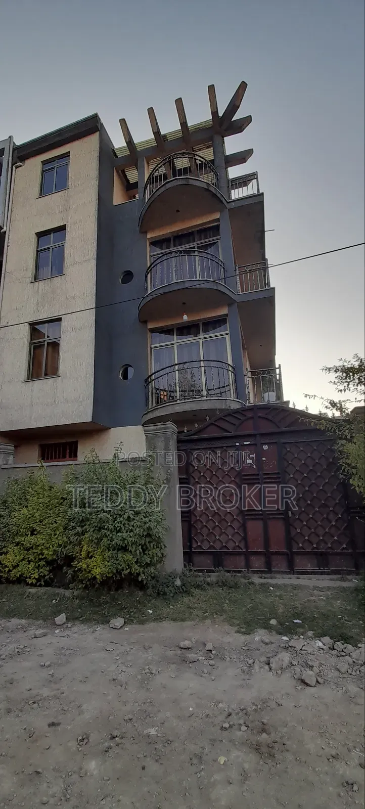 7bdrm House in Haile Garment, Nifas Silk-Lafto for sale