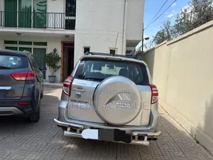 Toyota RAV4 200 4X4 2008 Silver